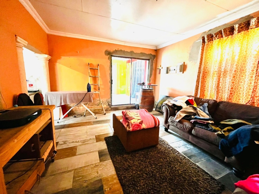 3 Bedroom Property for Sale in Bloemside 2 Free State